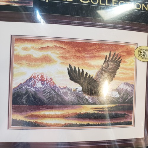 Dimensions Gold Collection Silent Flight Counted Cross Kit 35165 16" x 11" NEW - Picture 3 of 11