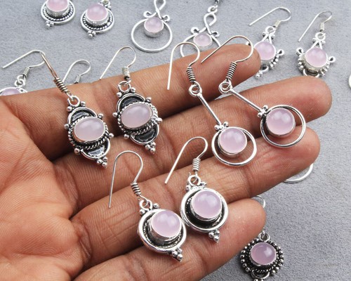 Pendientes de aro de piedras preciosas de cuarzo rosa, pendientes superpuestos de plata hechos a mano por diseñador ~ - Imagen 2 de 2