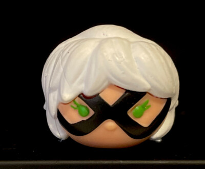 Disney Marvel Tsum Tsum Spider-Man BLACK CAT Medium Vinyl Figure Retired! 