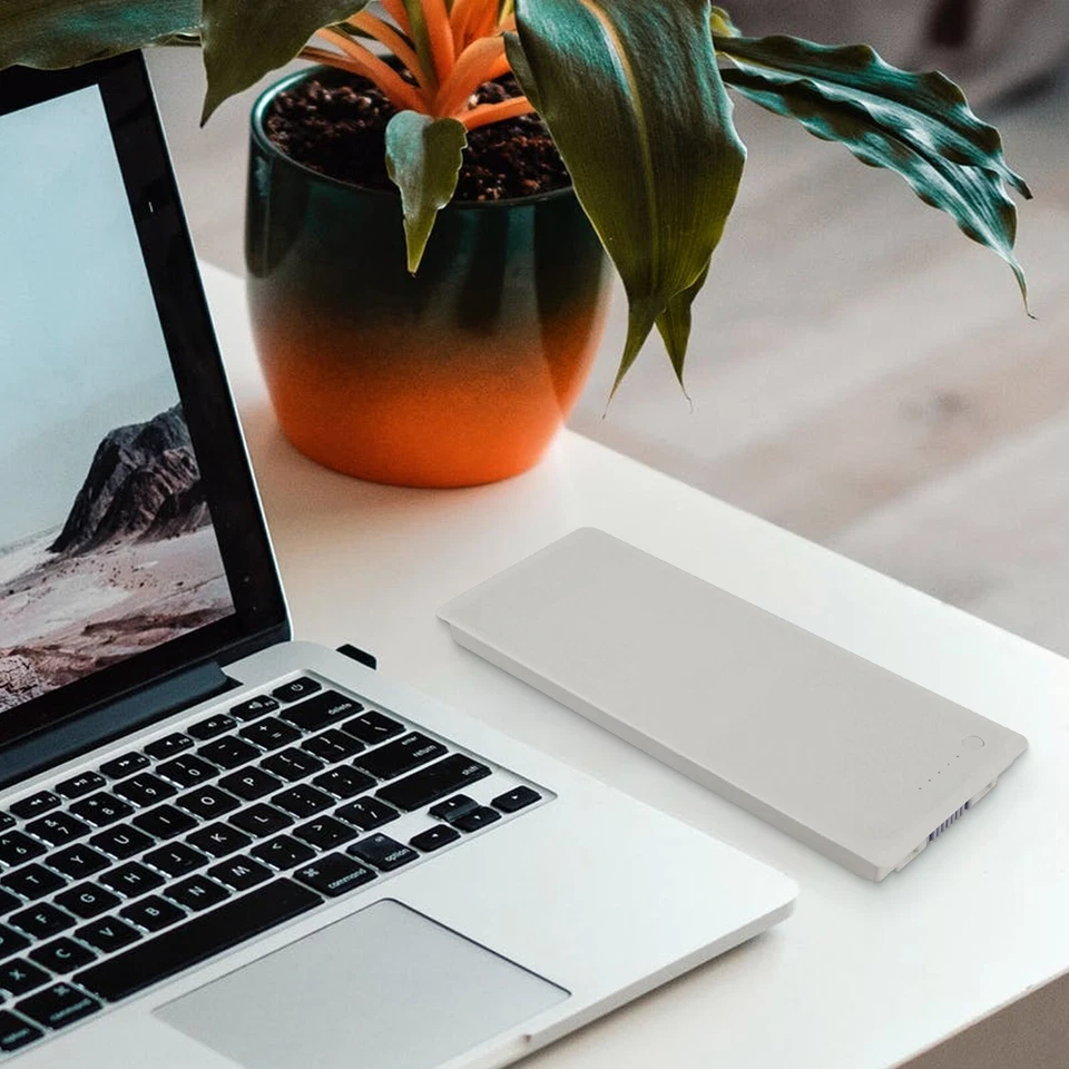 Batería recargable blanca para portátil para Apple Macbook 13" A1181 MA254 A1185 MA561 Foto 2 de 4