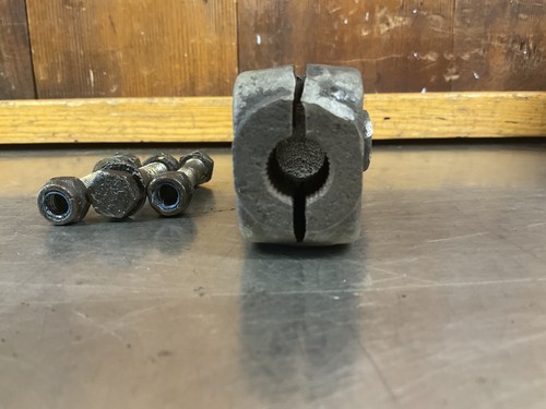 Triumph TR7 • Original Steering Column Knuckle Joint, #UKC2449. Used.JT32 - Picture 8 of 9