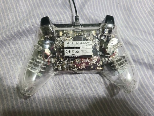 Afterglow Prismatic Wired Controller for Xbox One Clear - Picture 3 of 5