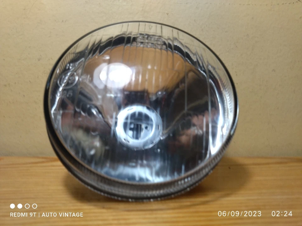 Headlight Alfa Romeo Alfasoud / Lancia Delta / Fiat Ritmo 130 Fiat 131 Racing - Image 2 of 4