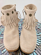 Minnetonka Moccasins 696 Sz.8 Ankle Boots-Double Fringe/Side Zipper/Lt Tan Suede