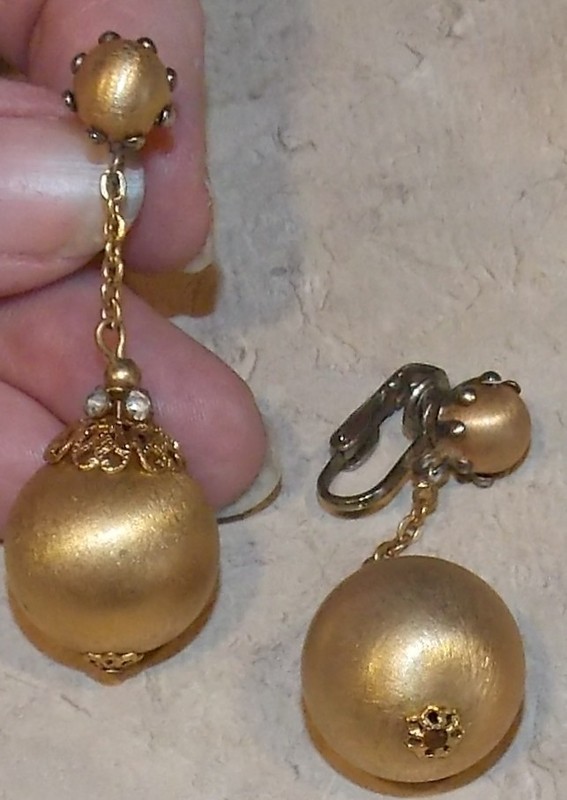 Vintage Dull Satin Goldtone Metal Ball Rhinestone Chain Dangle Clip Earrings
