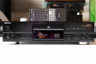 Sony Esprit Reproductor CD CDP X202ES con Mando a Distancia Original.