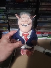 1997 INFAMOUS MEANIES BULL CLINTON 8" 13