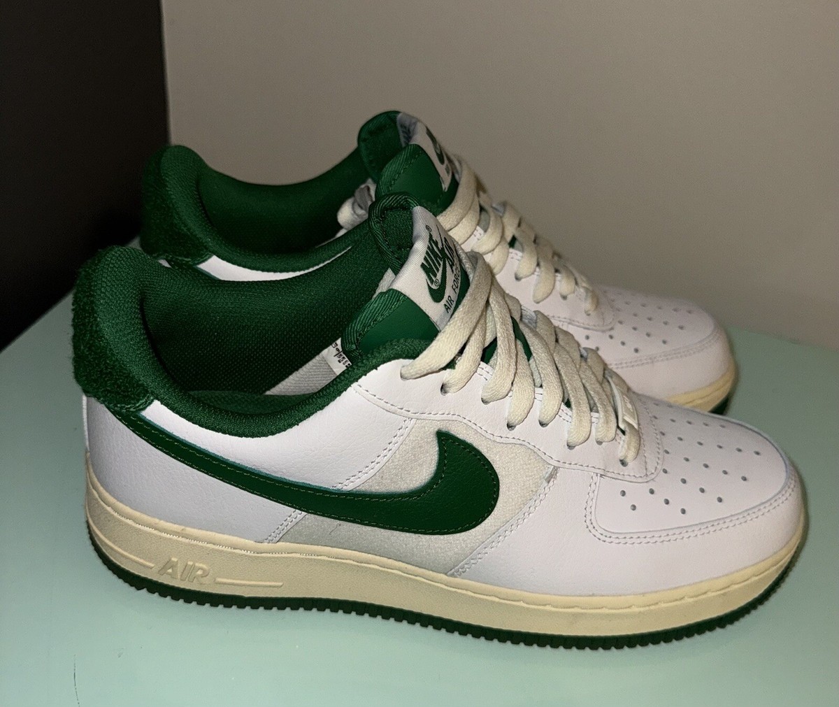Size 9 - Nike Air Force 1 07 LV8 White Pine Green | eBay