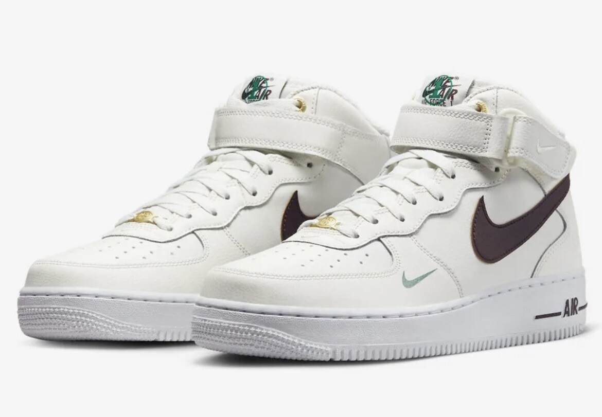 Nike Air Force 1 '07 Lv8 40th Anniversary Trainers in White for