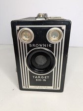 Brownie Target Six-16 Art Deco Box Camera Eastman Kodak USA 1940s VINTAGE