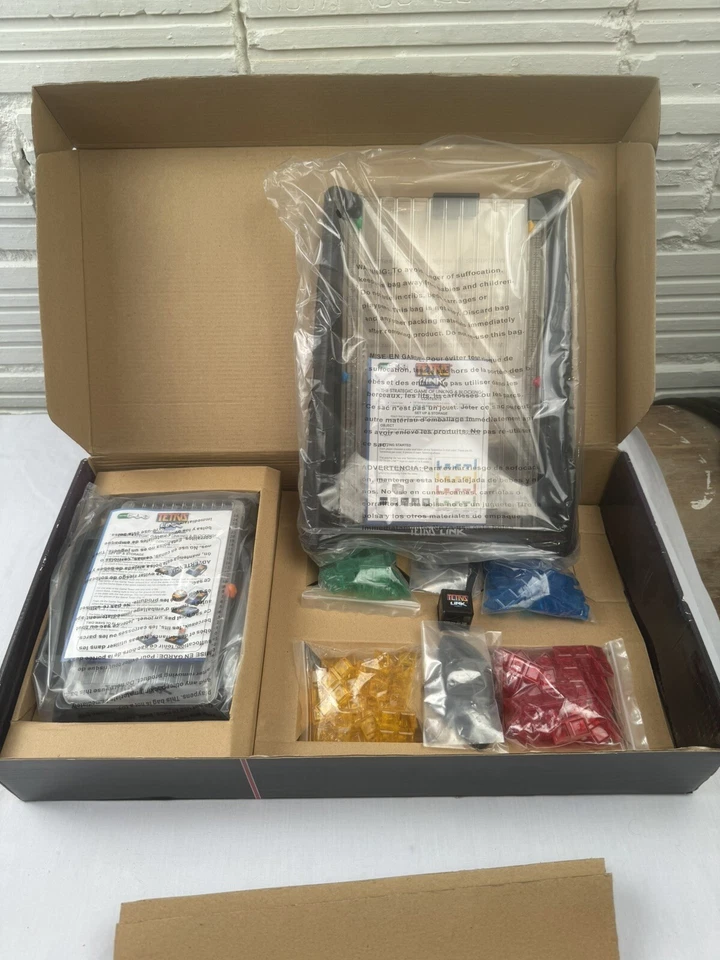 2011 Tetris Link w/ Bonus Travel Edition Techno Source Complete.. Box Has Damage - Image 3 of 4