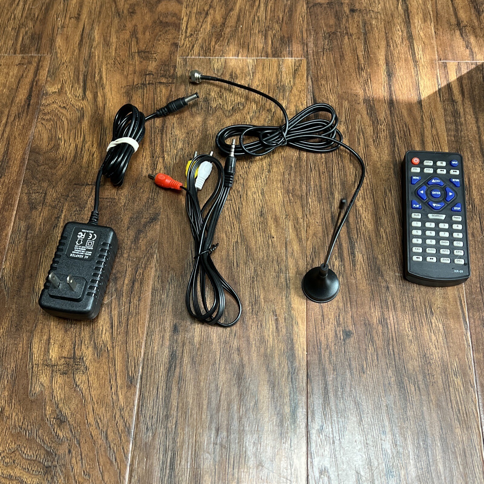 D12 10Inch LEADSTAR Rechargeable Portable Digital Television eBay