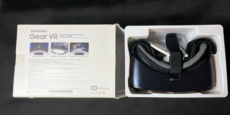 Samsung Gear VR SM-R323 Virtual Reality Headset USB-C Galaxy S6 S7 Edge Note 5 - Image 4 of 4