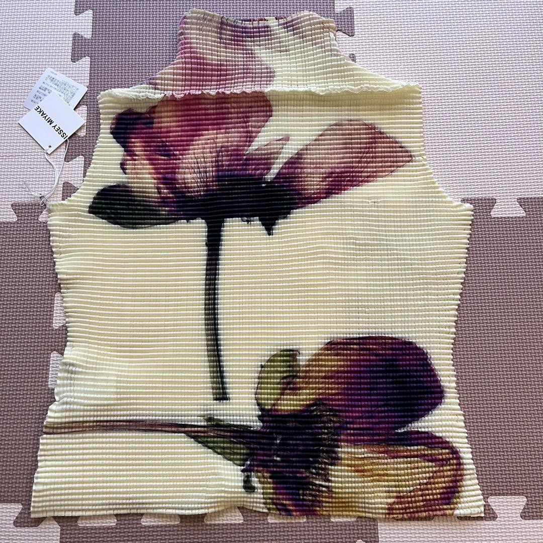 USED ISSEY MIYAKE PRESSED FLORA PLEATS TOP UNUSED M-B076 | eBay