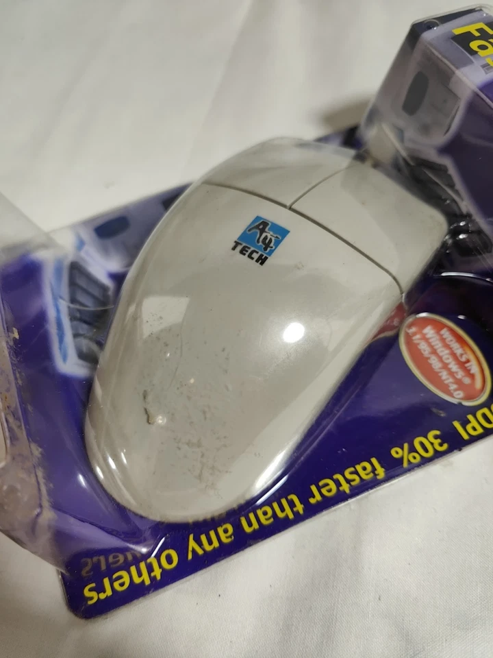 A4Tech OK-250 Wired PS/2 Mouse – Vintage Beige Trackball – New Old Stock Retro - Image 4 of 4