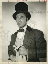 Press Photo Scott Forbes in "Title Star" - hcp42346
