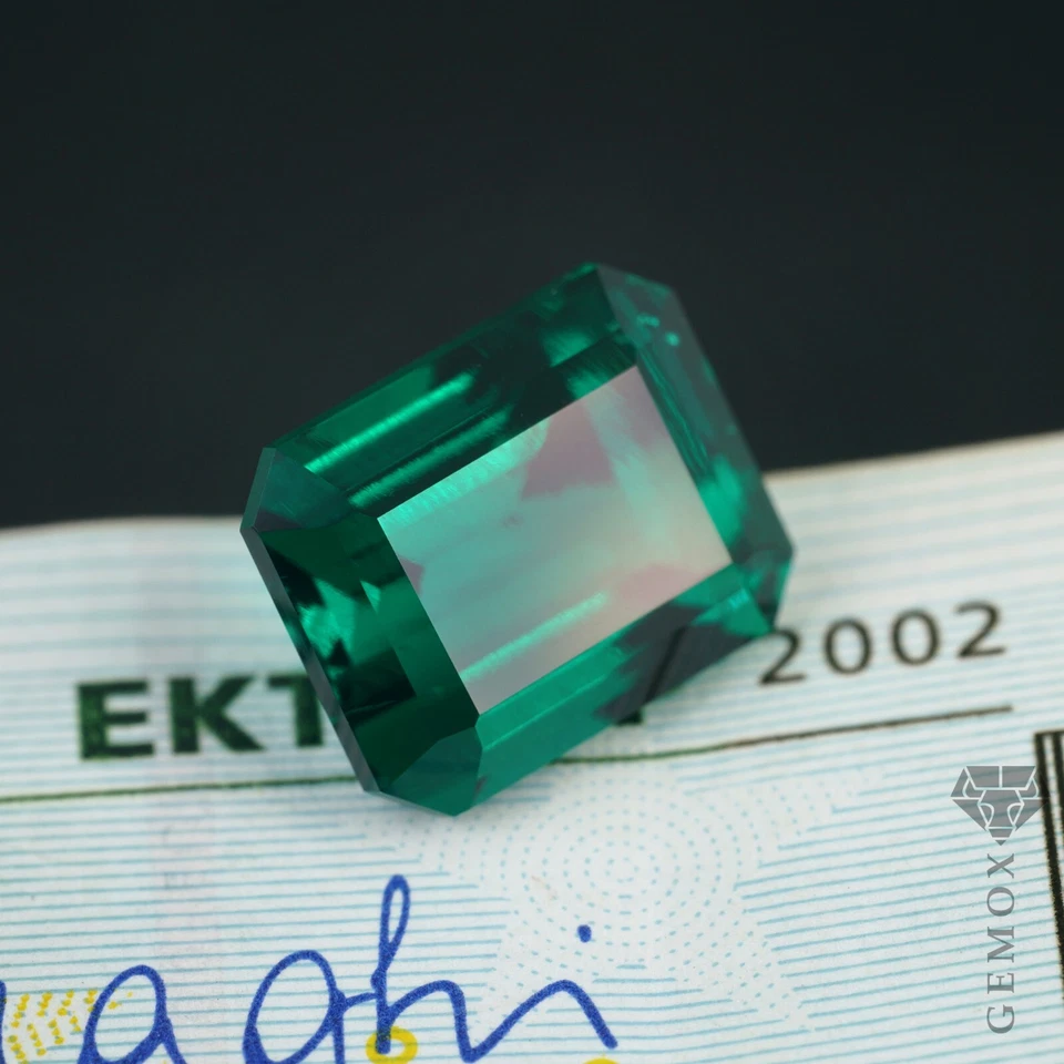 Emerald Genuine Hydrothermal Green Loose Gemstone Octagon Zambia 5ct. 10x12mm EU - Image 2 of 4