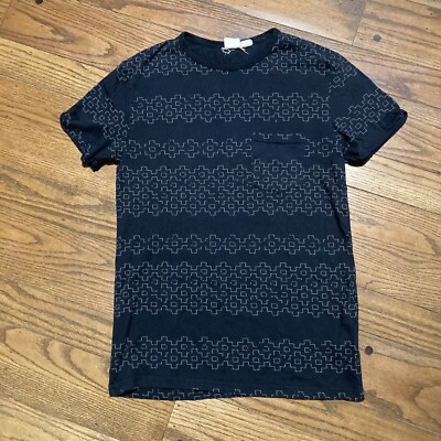Three Feathers Urban Outfitters Small Longline Pocket T shirt Geometric Graphic