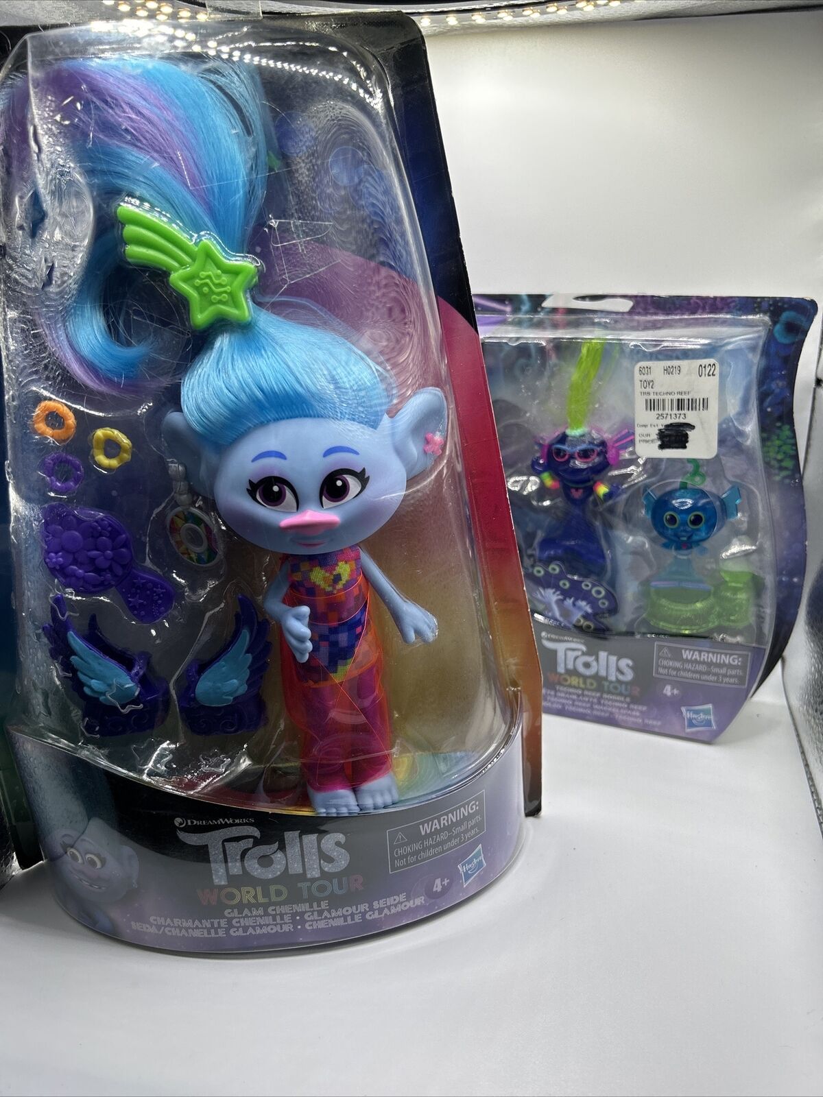 DreamWorks Trolls World Tour Pop-to-Rock Poppy Singing Doll Age 4+ (New)  Hasbro