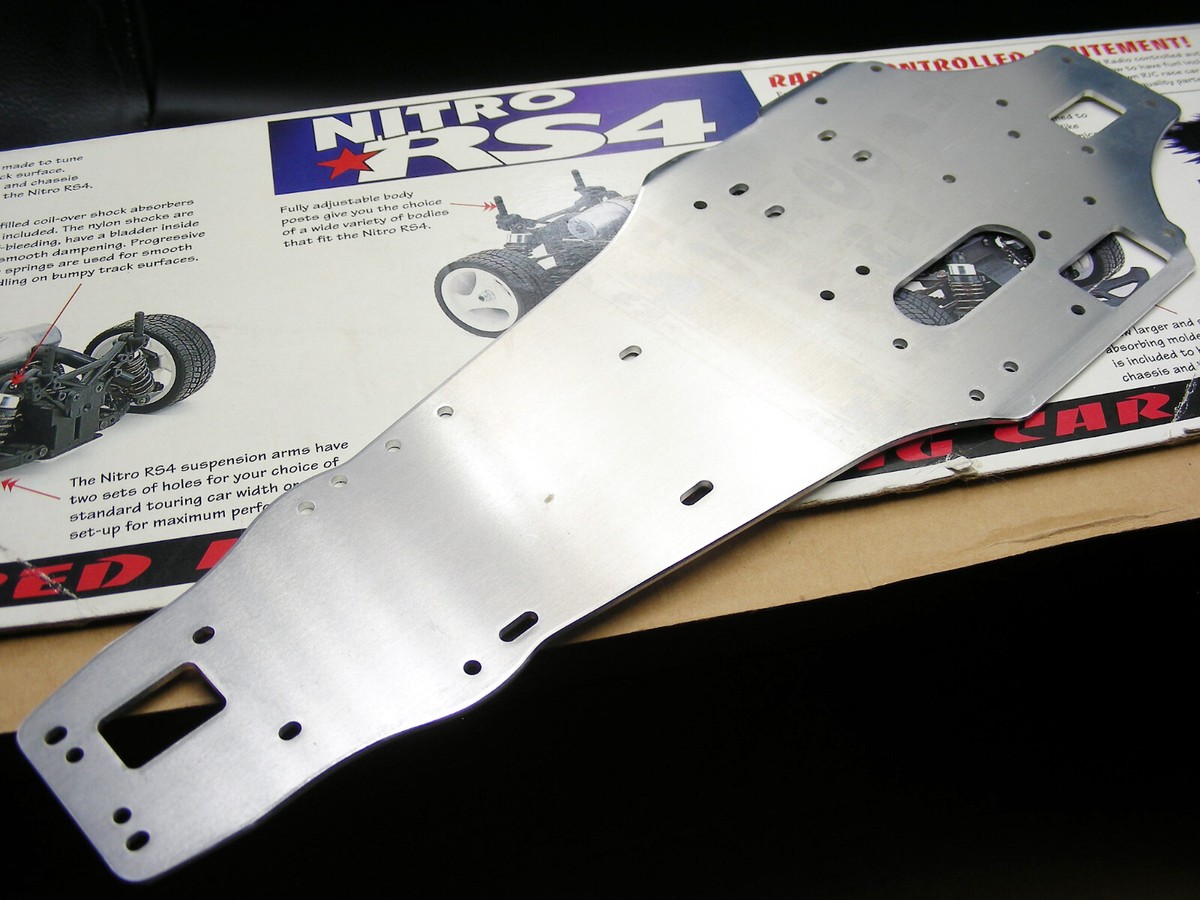 Vintage 1997 HPI A901 Nitro RS4 Original Silver 17S 2mm Aluminum
