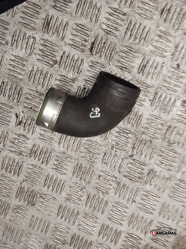 VW PASSAT Variant B6 3C5 Ladeluftkühlerschlauch 2.00 Diesel 2007 27372738