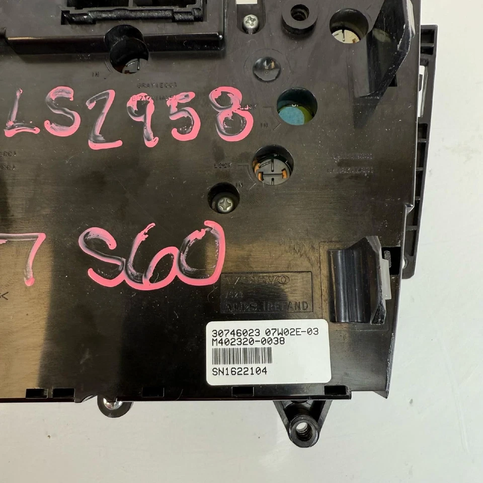 01-09 Volvo V60 V70 XC70 OEM AC Heater Climate Control Panel Headrest Trunk Open - Image 4 of 4