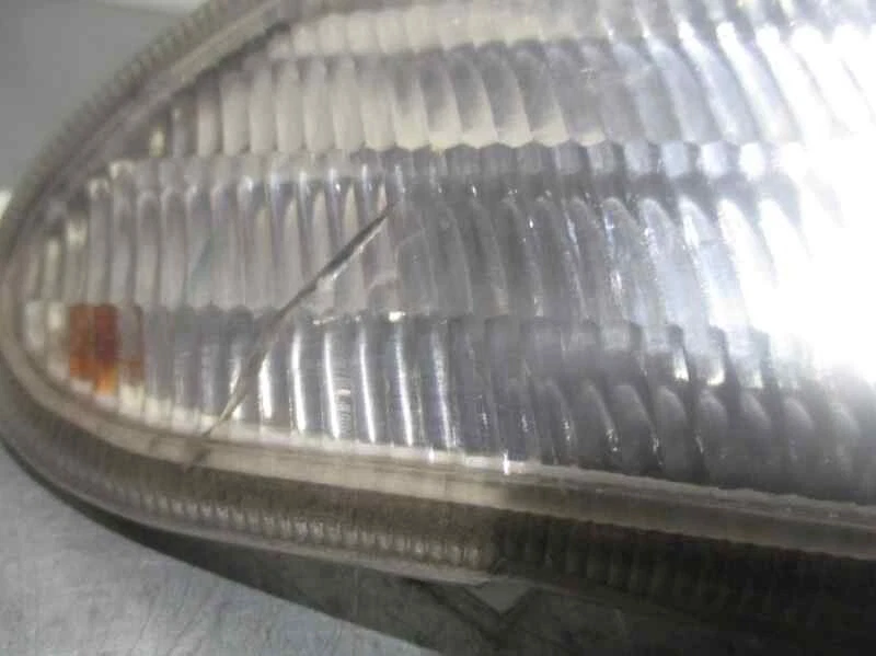 1059110 proiettore anteriore destro FORD MONDEO BERLINA TD CLX 1993 2447827 - Immagine 3 di 4