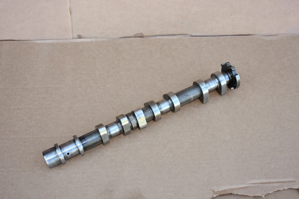 Árbol de levas de admisión izquierdo genuino OEM 2012-2019 3,3 L Hyundai Kia 24100-3CGA0 Foto 3 de 4