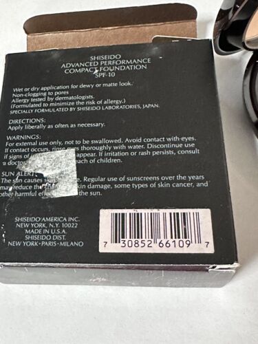 Shiseido Advanced Performance Compact Foundation MINE hellrosa P2 - Bild 2 von 2