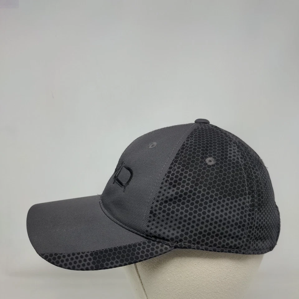 Sombrero CMD Strapback Gris Talla Única Ajustable Bordado Sport-Tek Poliéster Foto 3 de 4