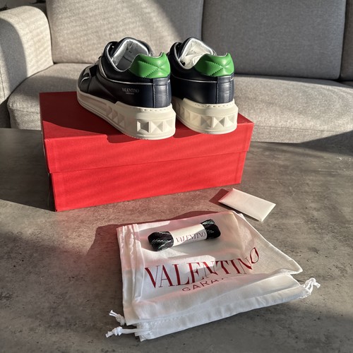 Valentino Trainers One Stud Low Valentino Leder Sneaker UVP 630£ Grün Blau - Bild 23 von 24