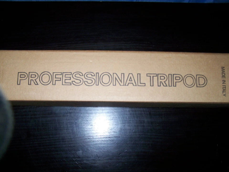 Bogen 3001 Professional Tripod with 3025 Tripod Head - Image 3 of 4