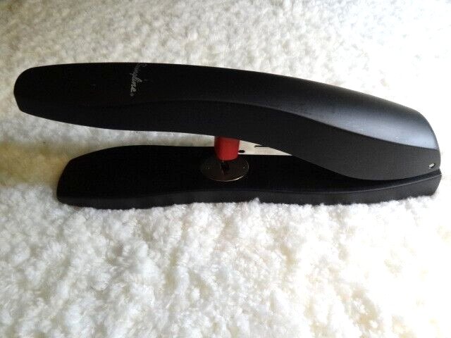 High-Capacity Swingline Stapler 60 Sheets Extended Handle Black Desk Model-image