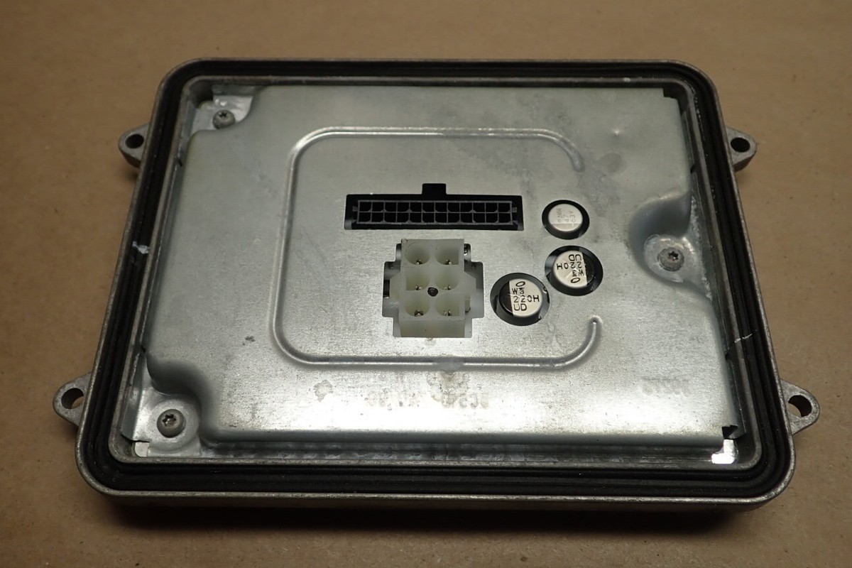 2020 TESLA MODEL X P100D LED DRIVE MODULE 4 CHANNEL 3.0 00201022