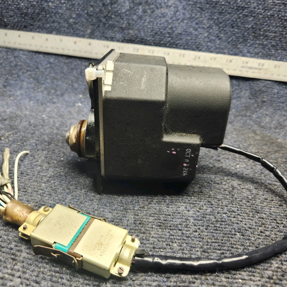 065-0061-05 | Bendix King KS272A | Beechcraft F33A | TRIM SERVO ASSY W/ MODS 14V - Image 4 of 4