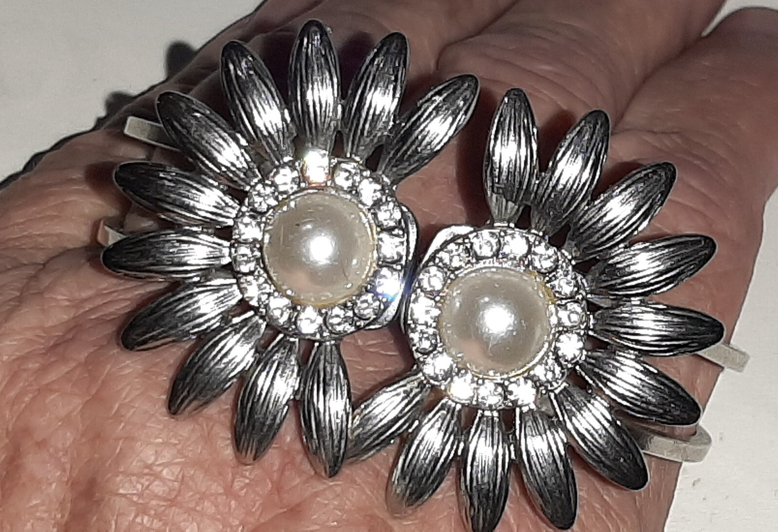 flower silvertone hinge cuff bracelet bangle - image 8