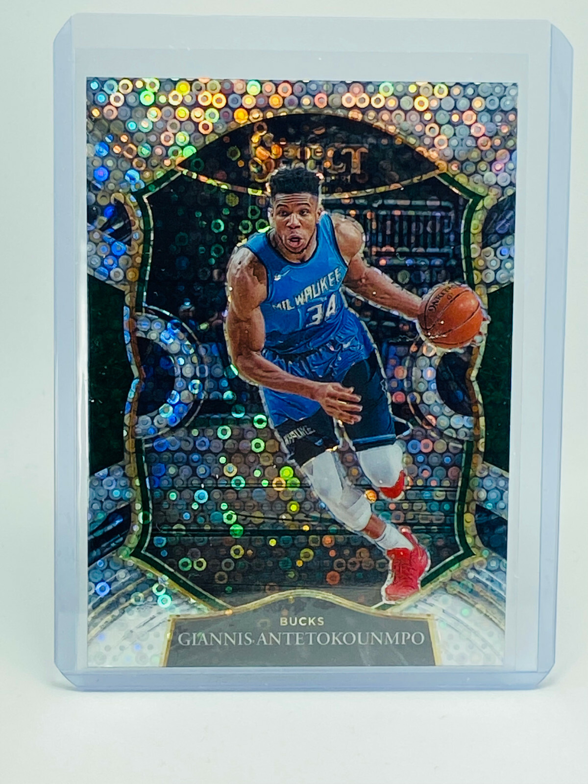2020-21 Panini Select Giannis Antetokounmpo Concourse Silver Disco #54