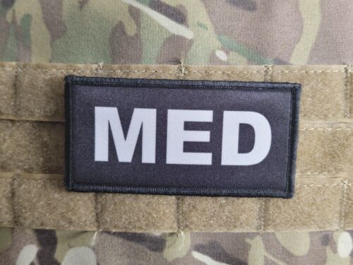 2x4 MED White on Black Patch for IFAK Tactical Medic First Aid Kit TCCC - Afbeelding 1 van 1