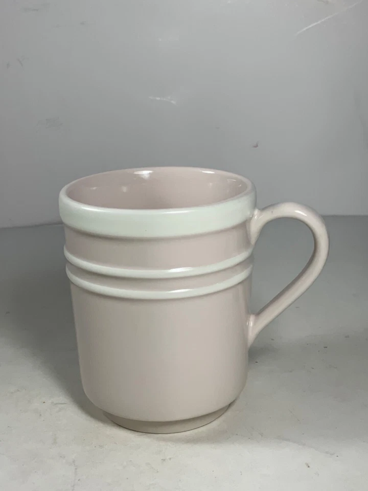 Juego de 2 tazas de cerámica rosa y crema Kate Spade New York de 4 pulgadas Foto 3 de 4