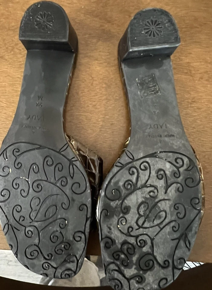 Brighton "Lady" Sandals Low Heel Croc Embossed SZ 9.5 M Italy - Image 4 of 4