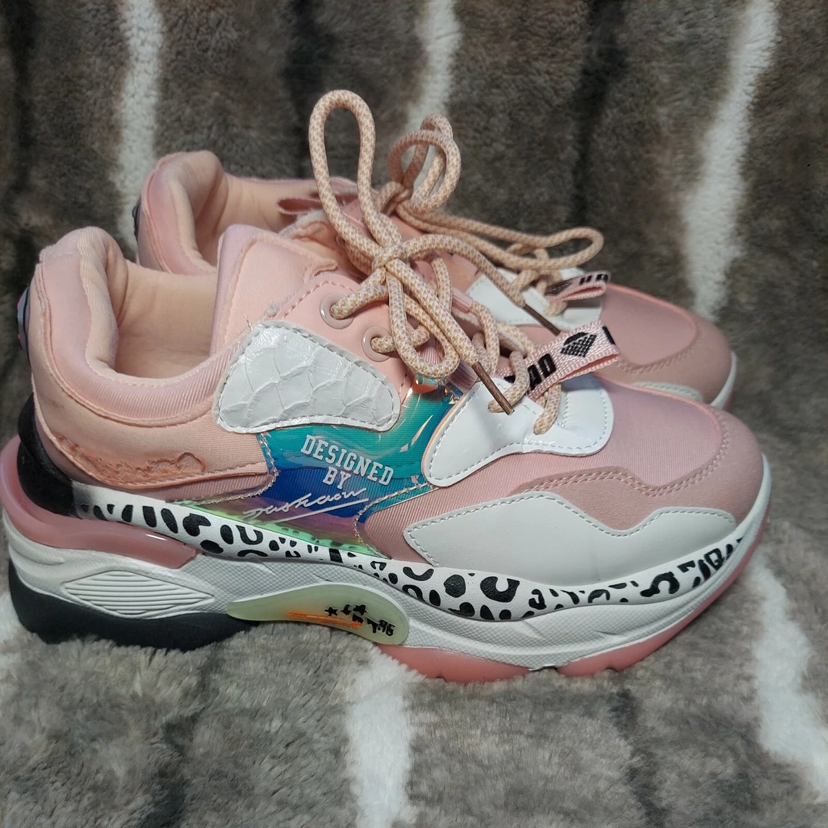 Chunky colorful best sale sneakers