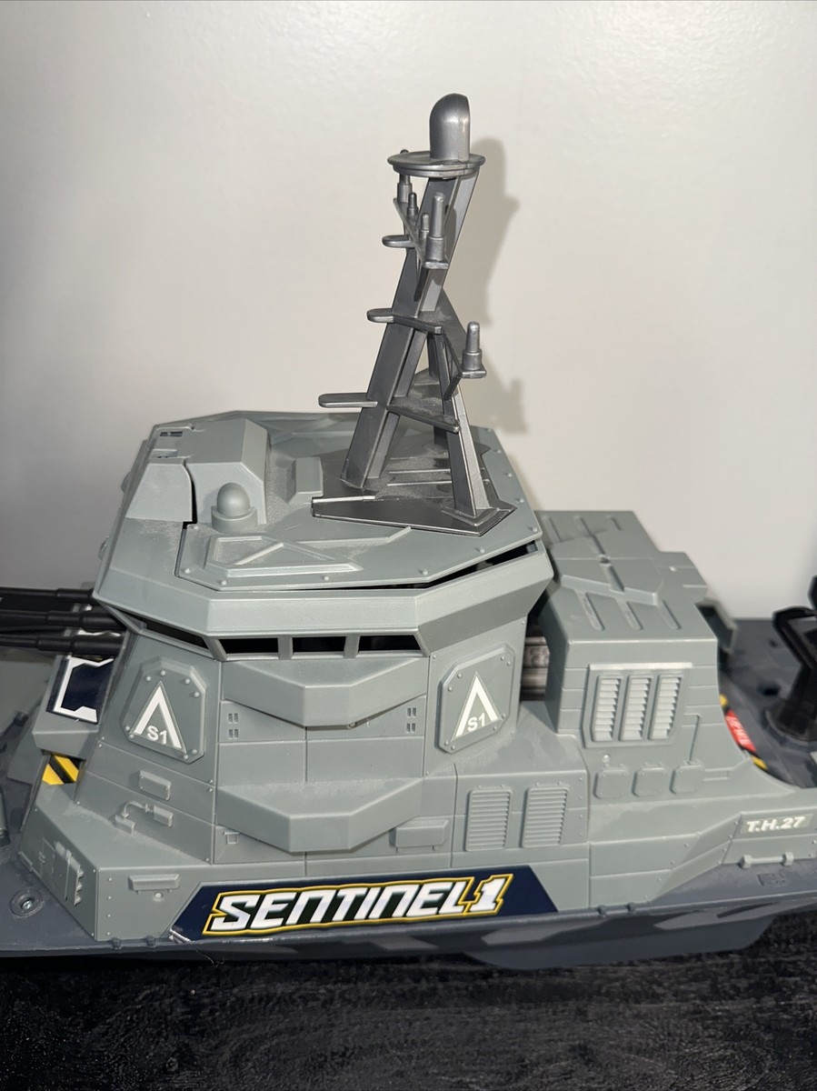 True Heroes Sentinel 1 Battleship T.H. 27 Chap Mei 2016