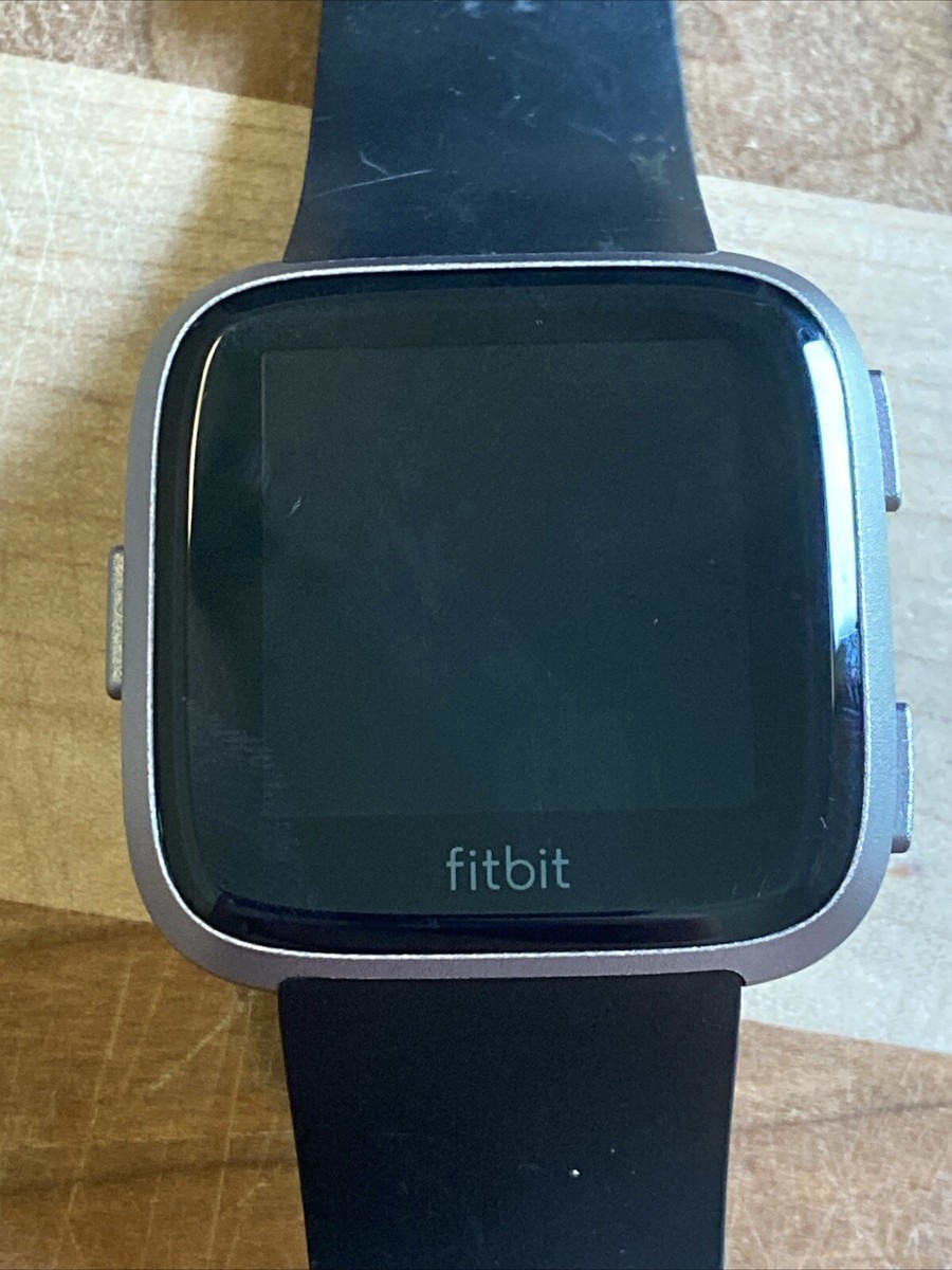 Fitbit Versa Watch M/N FB505 WR 50 Meters Black Wristband Heart