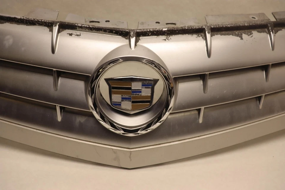 Cadillac XLR 2004-2008 radiador delantero parrilla principal OEM Foto 3 de 4