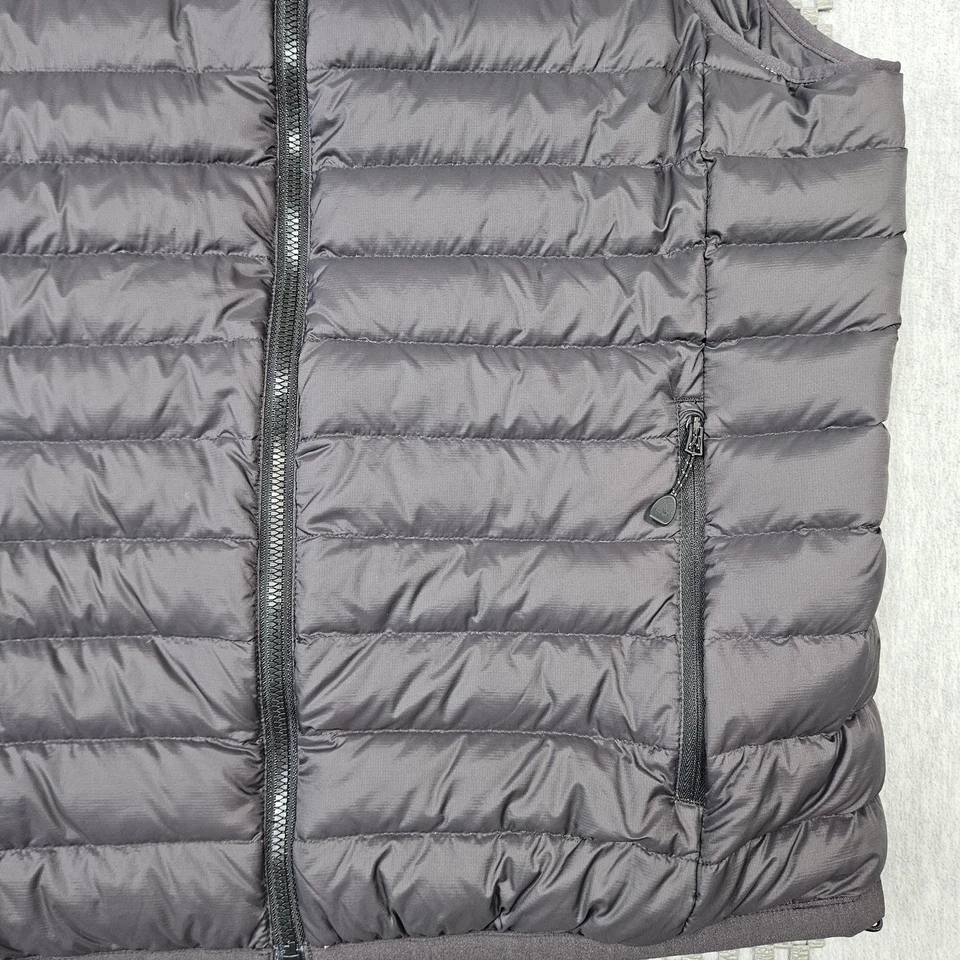 Мужской жилет Vineyard Vines средний черный функциональный пуховик стеганые карманы на молнии - Изображение 3 из 4