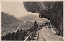 SWITZERLAND BRIENZ BRUENIGSTRASSE VIEW OF LAKE BRIENZ