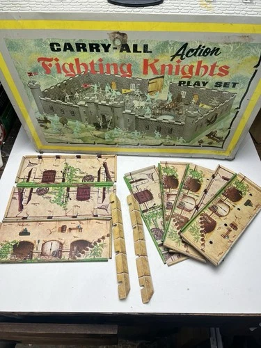 Old Vintage 1968 MARX Carry All Action Fighting Knights Play Set 4635 Suitcase
