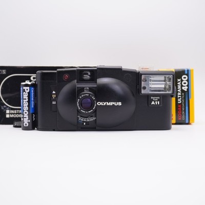 Olympus XA2 + A11 Flash w/ Manual 35mm Film Camera Zuiko 35mm + Film 