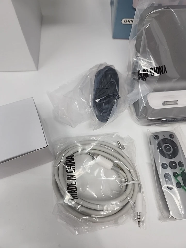 Домашний медиацентр Griffin TuneCenter для док-станции iPod + дистанционное зарядное устройство телевизор Ethernet - Изображение 2 из 4