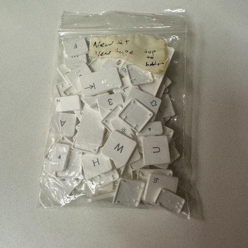 Apple MacBook Weiß UK Tastatur Keycap Full Set Ersatzteile/Reparaturen - Zustand: Gut